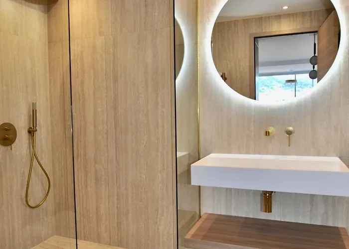 Luxury Romantic 45 Croisette Two Bedrooms شقة كان