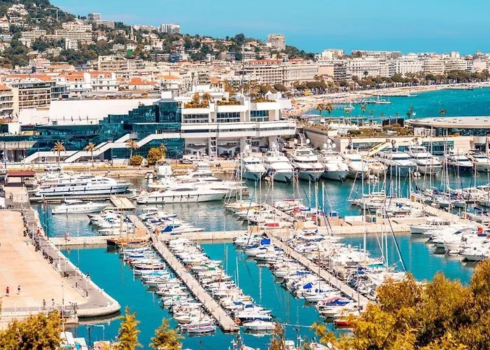 Luxury Romantic 45 Croisette Two Bedrooms *