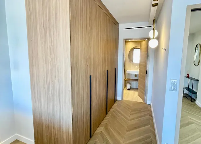 Luxury Romantic 45 Croisette Two Bedrooms *